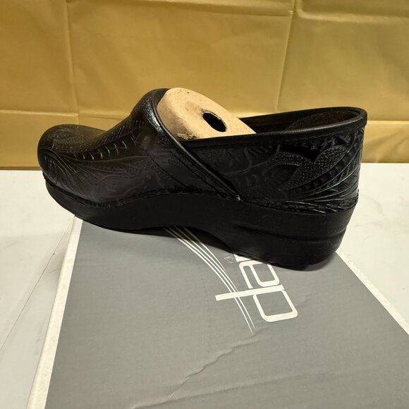 Dansko Women's Professional Black Leather Tooled Clogs Size 39 - Picture 4 of 12